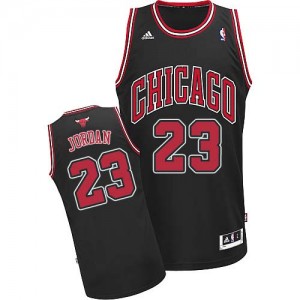 Chicago Bulls #23 Adidas Alternate Noir Swingman Maillot d'équipe de NBA en ligne pas chers - Michael Jordan pour Homme