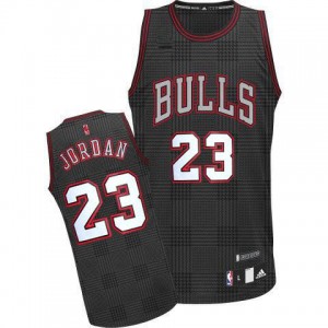 Chicago Bulls Michael Jordan #23 Rhythm Fashion Authentic Maillot d'équipe de NBA - Noir pour Homme