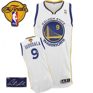 Maillot NBA Golden State Warriors #9 Andre Iguodala Blanc Adidas Authentic Home Autographed 2015 The Finals Patch - Homme