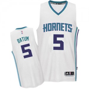 Maillot NBA Charlotte Hornets #5 Nicolas Batum Blanc Adidas Authentic Home - Homme