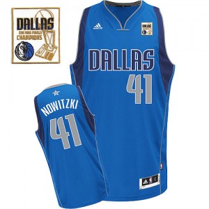 Maillot NBA Swingman Dirk Nowitzki #41 Dallas Mavericks Road Champions Patch Bleu royal - Homme