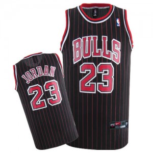 Maillot Authentic Chicago Bulls NBA Throwback Noir Rouge - #23 Michael Jordan - Homme