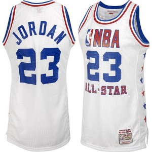 Maillot NBA Blanc Michael Jordan #23 Chicago Bulls Throwback 1985 All Star Authentic Homme Mitchell and Ness