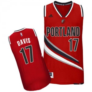 Maillot NBA Rouge Ed Davis #17 Portland Trail Blazers Alternate Swingman Homme Adidas