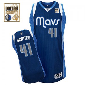 Maillot NBA Bleu marin Dirk Nowitzki #41 Dallas Mavericks Alternate Champions Patch Authentic Homme Adidas