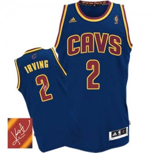Maillot Authentic Cleveland Cavaliers NBA Autographed Bleu marin - #2 Kyrie Irving - Homme