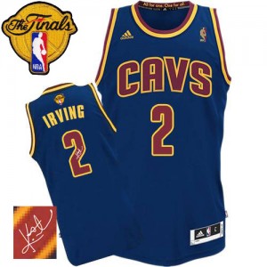 Maillot NBA Cleveland Cavaliers #2 Kyrie Irving Bleu marin Adidas Authentic Autographed 2015 The Finals Patch - Homme