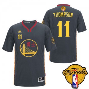 Maillot NBA Golden State Warriors #11 Klay Thompson Noir Adidas Swingman Slate Chinese New Year 2015 The Finals Patch - Homme